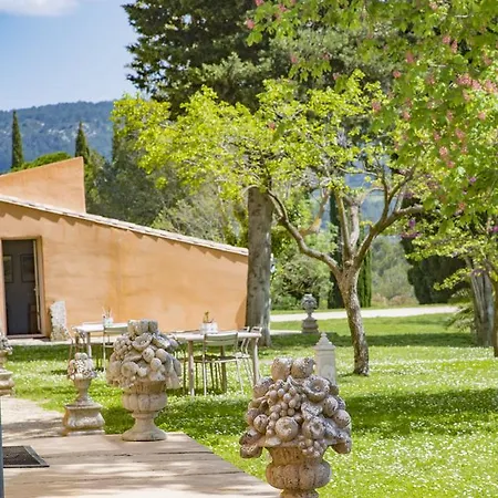 Frühstückspension Chateau Ciceron 4*