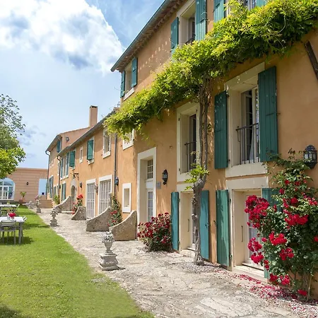 Chateau Ciceron Bed & Breakfast 4*